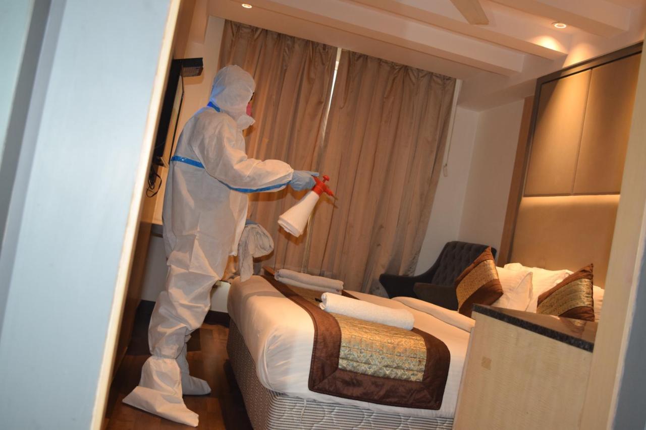 Hotel Superb 5 Mins Walk From New Delhi Station 외부 사진