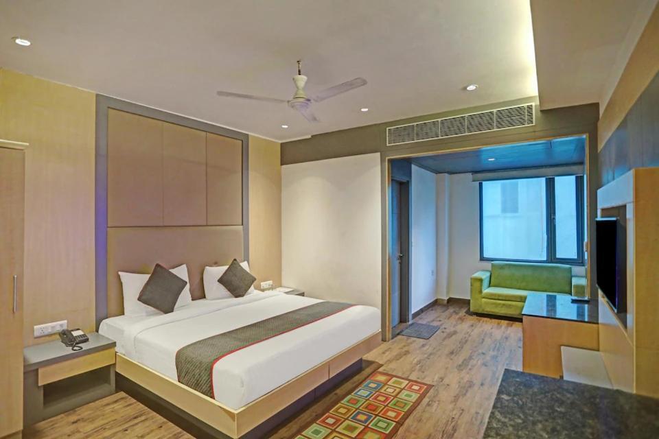 Hotel Superb 5 Mins Walk From New Delhi Station 외부 사진