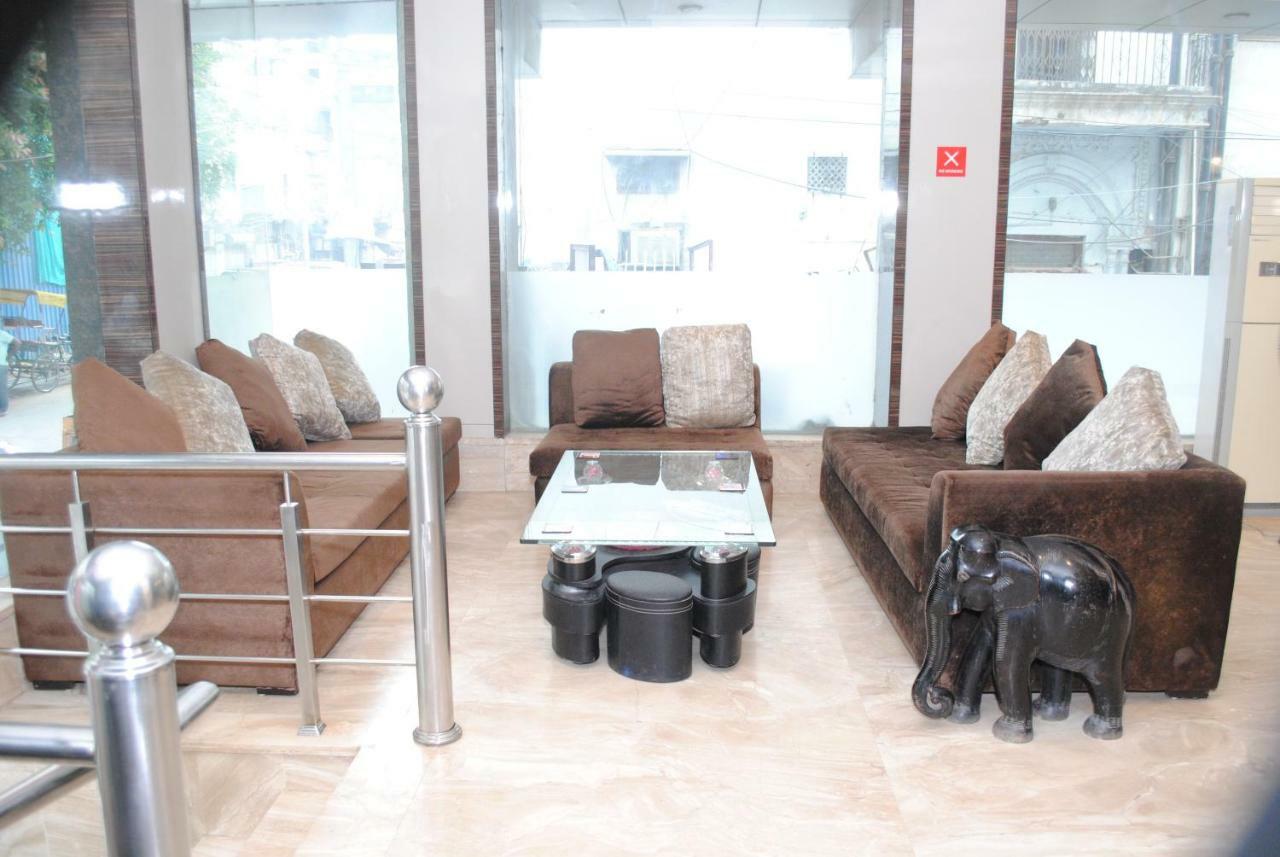 Hotel Superb 5 Mins Walk From New Delhi Station 외부 사진