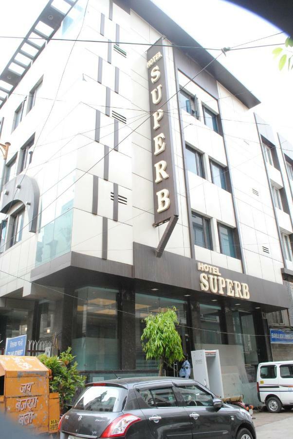 Hotel Superb 5 Mins Walk From New Delhi Station 외부 사진